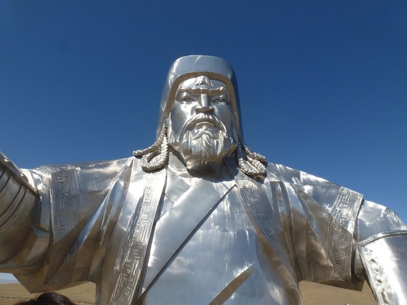 «Генетические потомки Чингиз-хана»