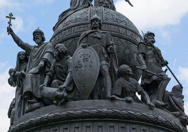 Памятник "Тысячелетие России" в Новгороде Великом